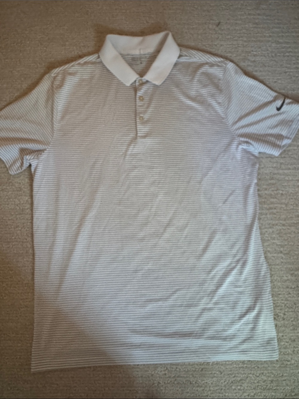 Nike Men’s White Striped Polo Shirt with Subtle Gray Lines